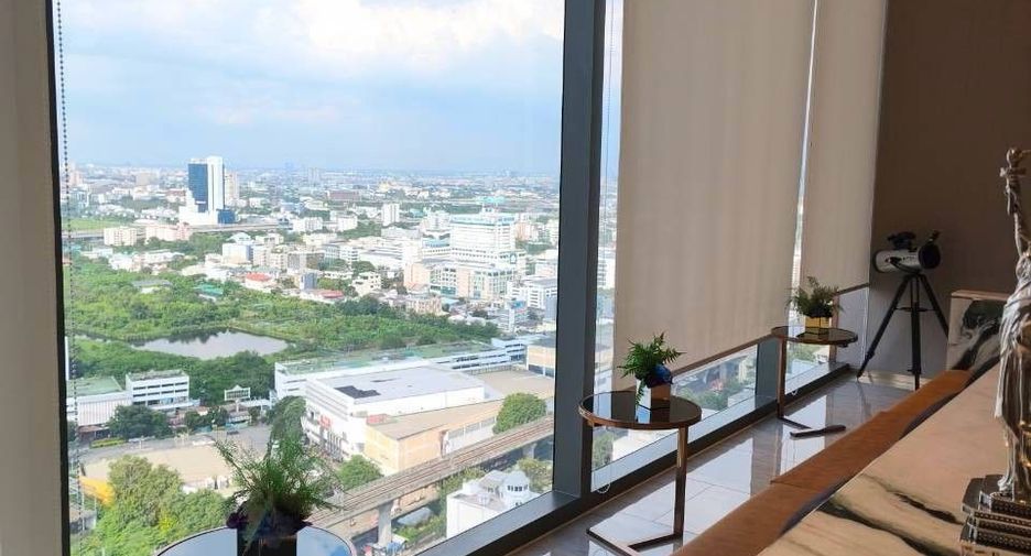 For rent 1 bed condo in Watthana, Bangkok