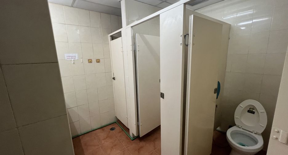 For rent office in Khlong Toei, Bangkok