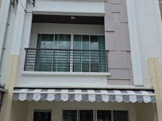 For sale and for rent 3 bedrooms house in Prawet, Bangkok