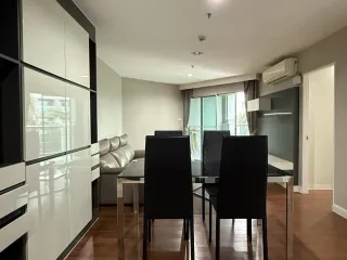 For sale and for rent 2 bedrooms condo in Huai Khwang, Bangkok