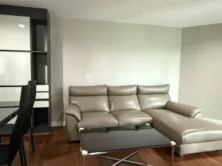 For sale and for rent 2 bedrooms condo in Huai Khwang, Bangkok
