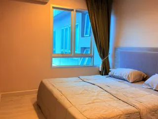 For rent 2 bedrooms condo in Khan Na Yao, Bangkok