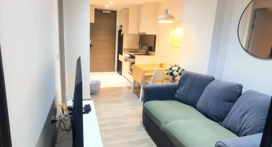 For rent 2 bedrooms condo in Khlong Toei, Bangkok