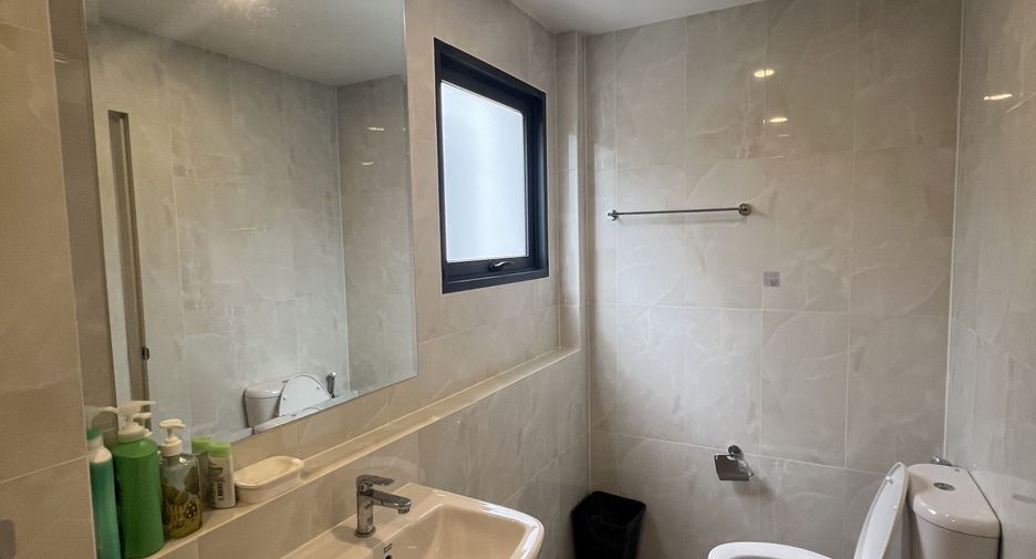 For rent 4 bedrooms house in Lat Krabang, Bangkok