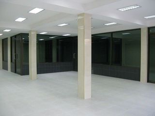 Local comercial en venta de 13 habitaciones en Khlong Toei, Bangkok
