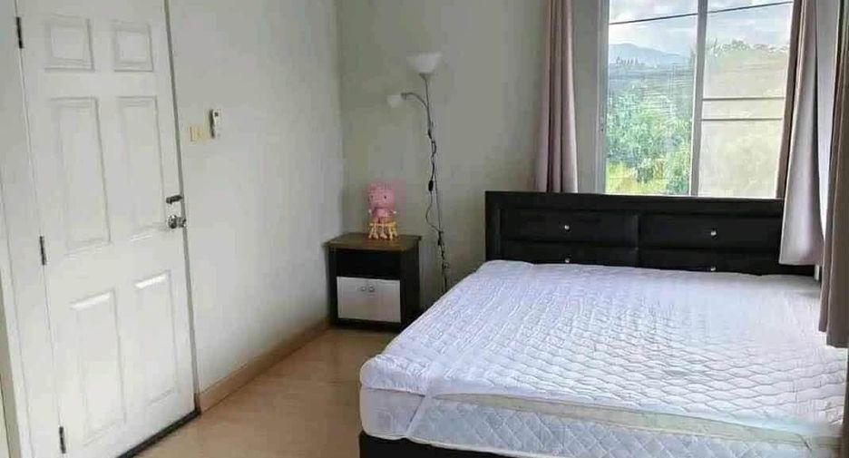 For rent 3 bedrooms townhouse in Saraphi, Chiang Mai