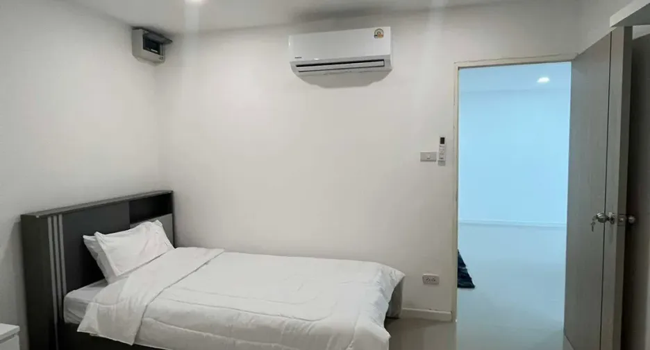 Condo en alquiler de 2 habitaciones en Mueang Chiang Mai, Chiang Mai