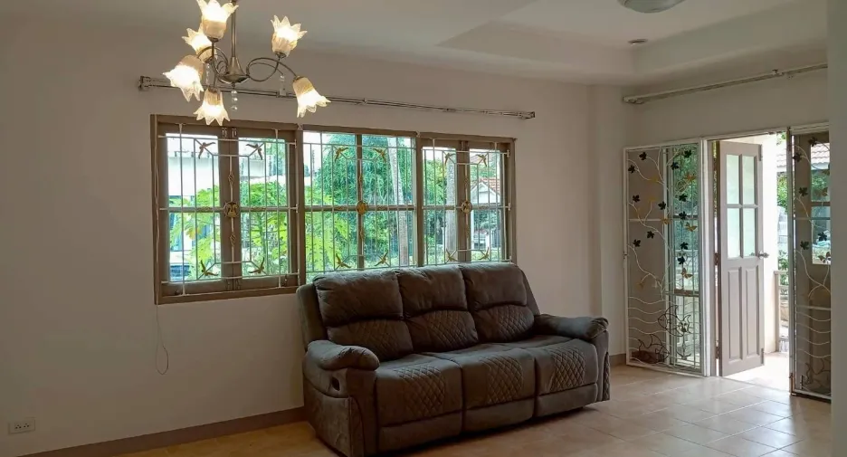 For rent 3 bedrooms house in San Sai, Chiang Mai