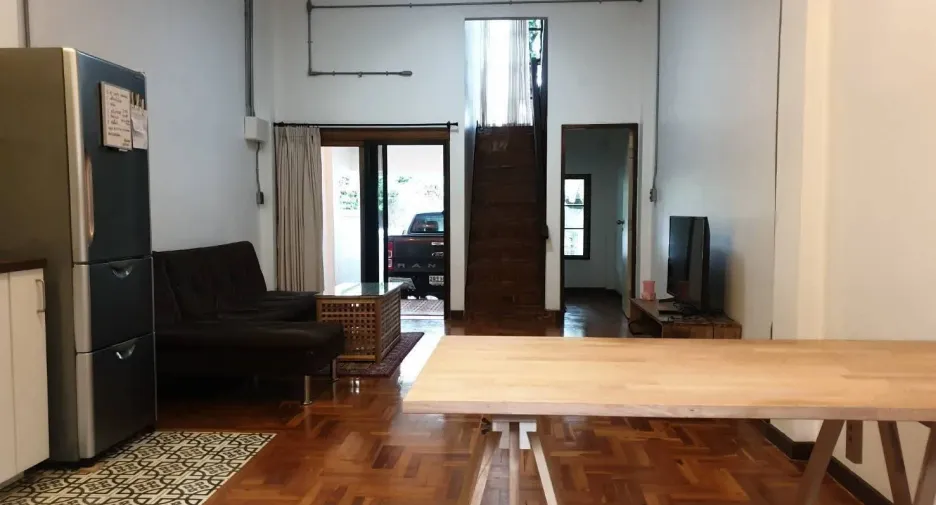 For rent 2 ベッドルーム townhouse in Mueang Chiang Mai, Chiang Mai