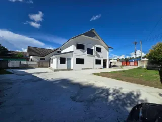 Haus zur Miete mit 4 Zimmer in Saraphi, Chiang Mai