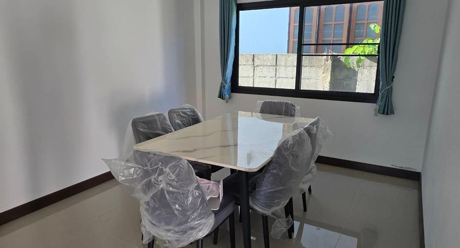 Haus zur Miete mit 4 Zimmer in Saraphi, Chiang Mai