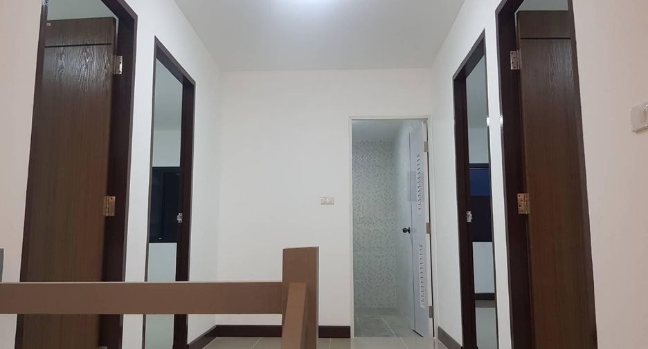 Haus zur Miete mit 4 Zimmer in Saraphi, Chiang Mai