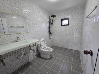Haus zur Miete mit 4 Zimmer in Saraphi, Chiang Mai