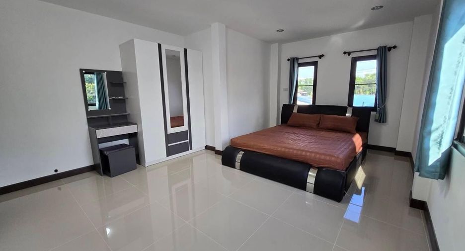 Haus zur Miete mit 4 Zimmer in Saraphi, Chiang Mai