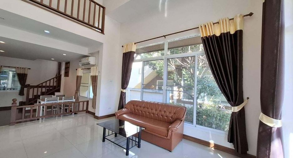 À louer 4 chambres maison à San Sai, Chiang Mai