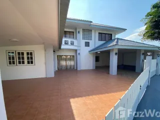 For rent 3 ベッドルーム house in San Sai, Chiang Mai