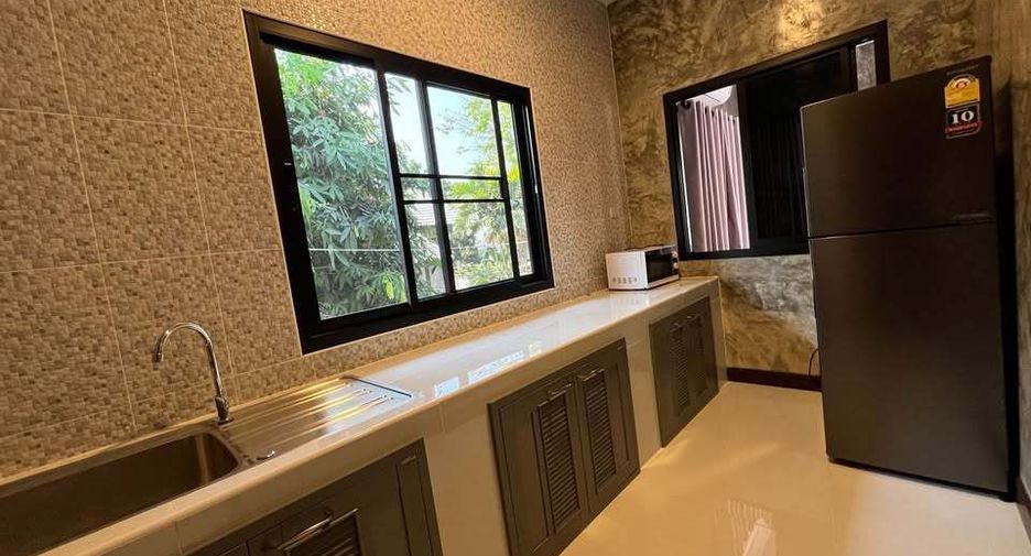 À louer 3 chambres maison à Mueang Chiang Mai, Chiang Mai
