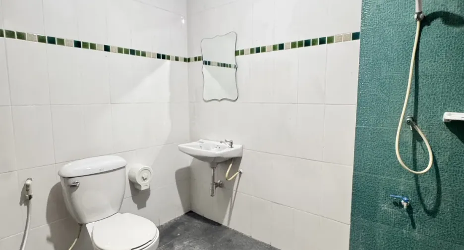 For sale 2 bedrooms townhouse in Mueang Lamphun, Lamphun