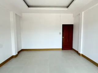 For sale 2 bedrooms townhouse in Mueang Lamphun, Lamphun