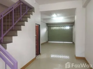 For sale 2 bedrooms townhouse in Mueang Lamphun, Lamphun