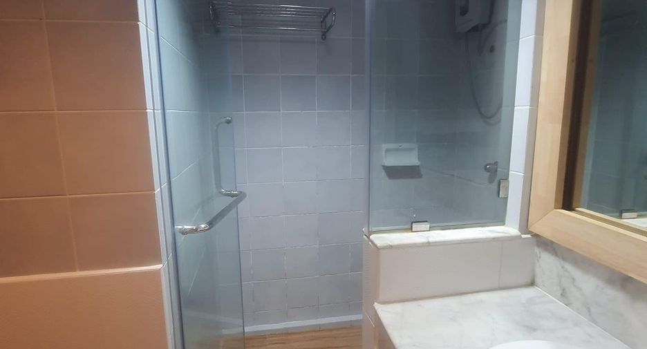 For rent 2 bedrooms condo in Mueang Chiang Mai, Chiang Mai