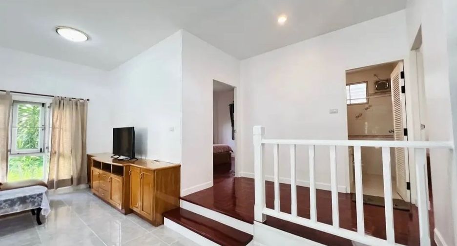 À louer 2 chambres maison à Hang Dong, Chiang Mai
