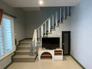 For rent 3 bedrooms townhouse in Mueang Chiang Mai, Chiang Mai