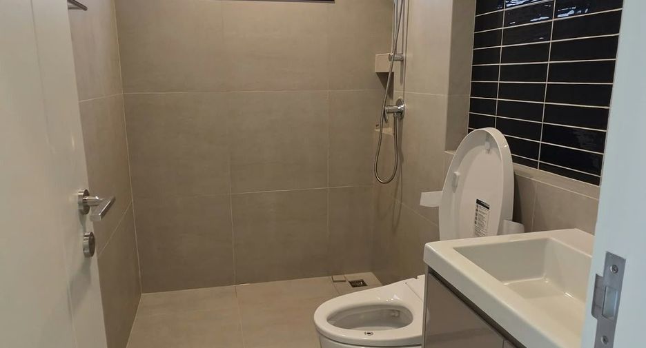 For rent 4 ベッドルーム house in Mueang Phuket, Phuket