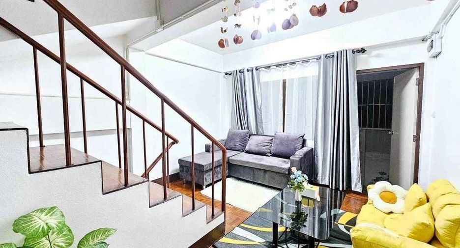 For rent 2 bedrooms townhouse in Mueang Chiang Mai, Chiang Mai
