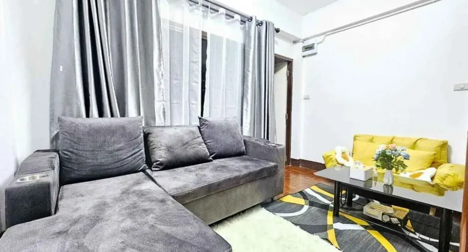 For rent 2 bedrooms townhouse in Mueang Chiang Mai, Chiang Mai