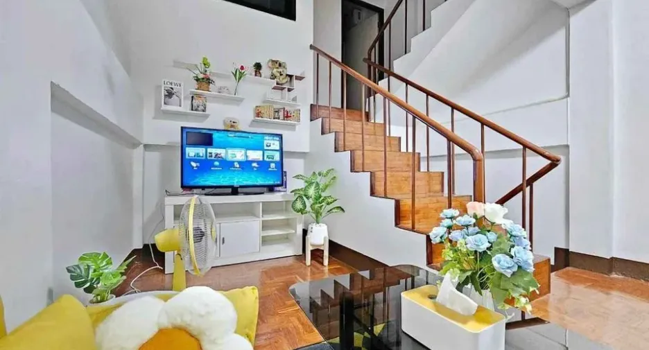 For rent 2 bedrooms townhouse in Mueang Chiang Mai, Chiang Mai