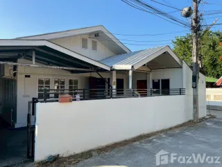 For rent 3 bedrooms house in Mueang Chiang Mai, Chiang Mai