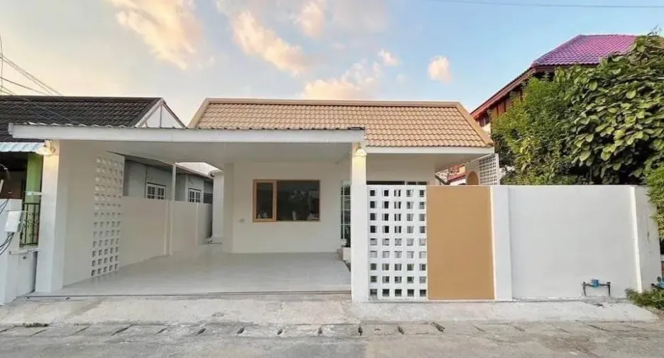 For rent 2 bedrooms house in Mueang Chiang Mai, Chiang Mai