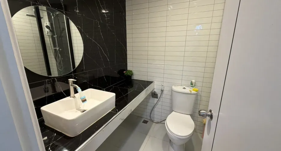 Condo en alquiler de 2 habitaciones en Mueang Chiang Mai, Chiang Mai