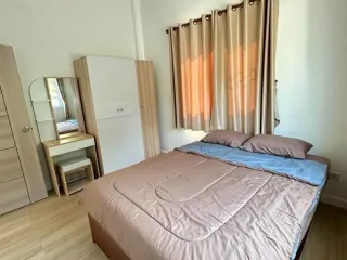 À louer 2 chambres maison à Saraphi, Chiang Mai