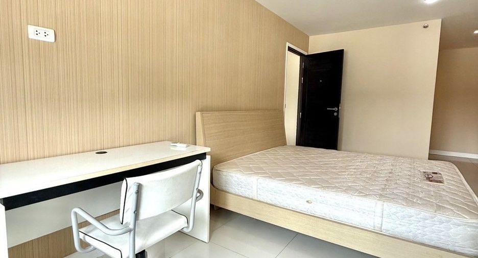 À louer 2 chambres condo à Mueang Chiang Mai, Chiang Mai