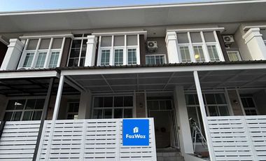 À louer 2 chambres maison de ville à Hang Dong, Chiang Mai