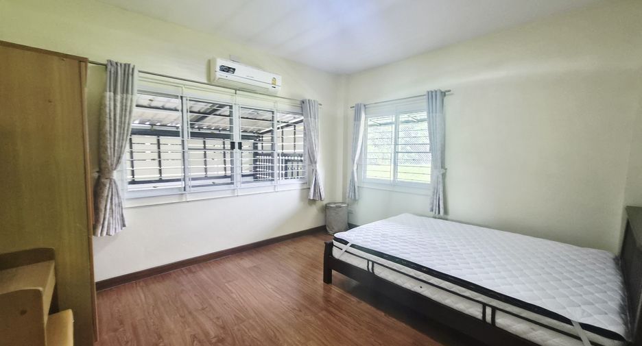 À louer 3 chambres maison à San Sai, Chiang Mai