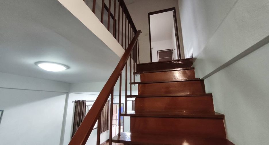 For rent 3 bedrooms house in Mueang Chiang Mai, Chiang Mai