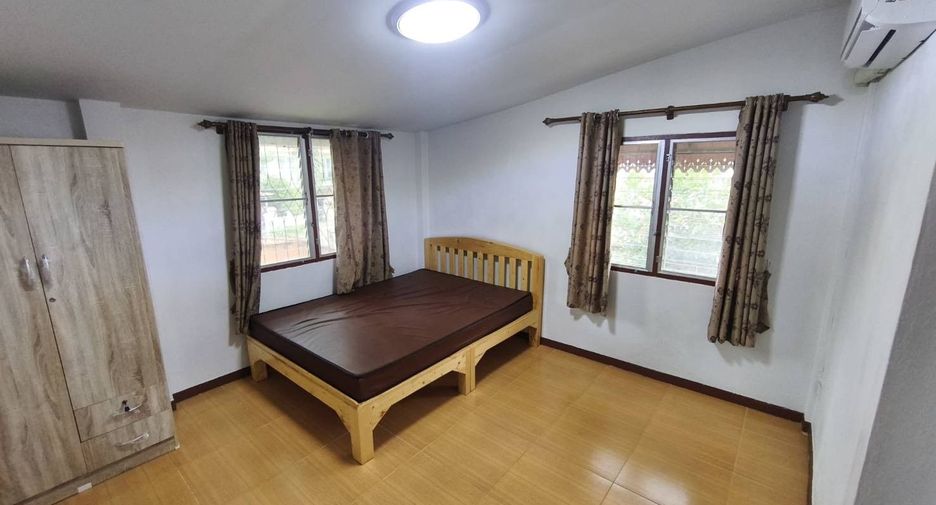 For rent 3 bedrooms house in Mueang Chiang Mai, Chiang Mai