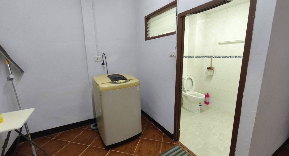 For rent 3 bedrooms house in Mueang Chiang Mai, Chiang Mai