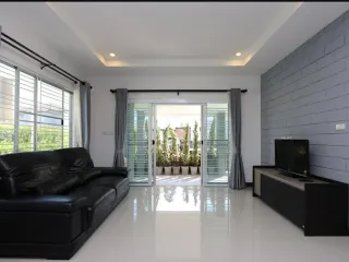 For rent 3 bedrooms house in San Kamphaeng, Chiang Mai
