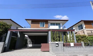 For rent 3 bedrooms house in San Kamphaeng, Chiang Mai