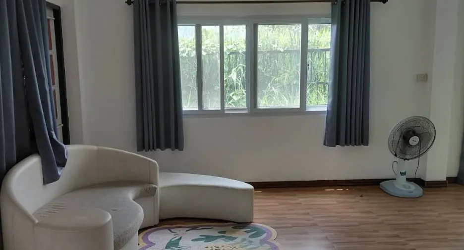 For rent 3 bedrooms house in Mueang Chiang Mai, Chiang Mai
