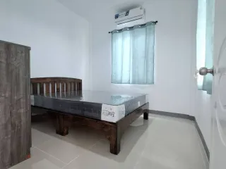 À louer 2 chambres maison à Hang Dong, Chiang Mai