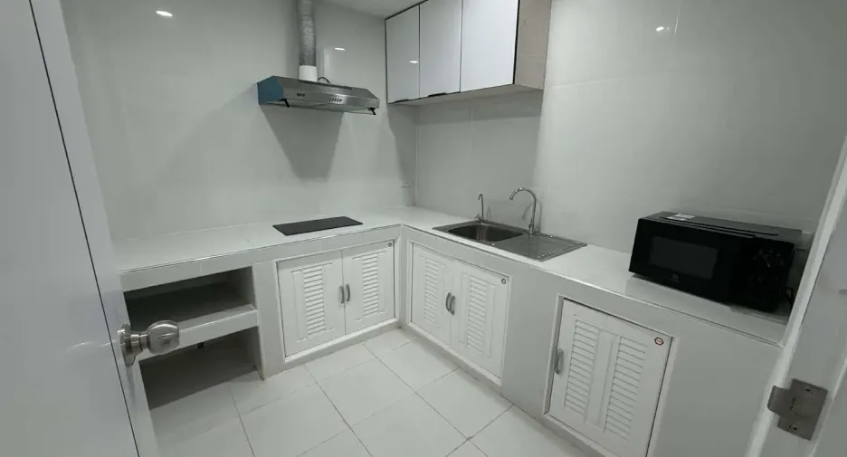 Condo en alquiler de 2 habitaciones en Mueang Chiang Mai, Chiang Mai