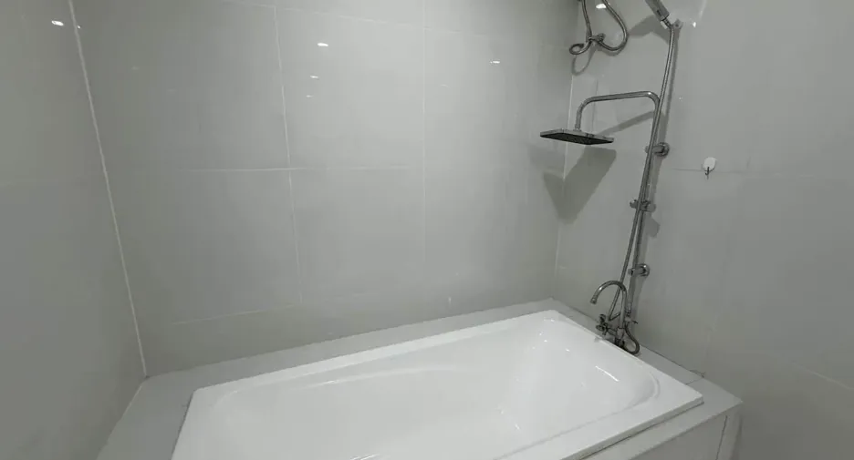 Condo en alquiler de 2 habitaciones en Mueang Chiang Mai, Chiang Mai