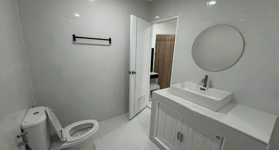 Condo en alquiler de 2 habitaciones en Mueang Chiang Mai, Chiang Mai