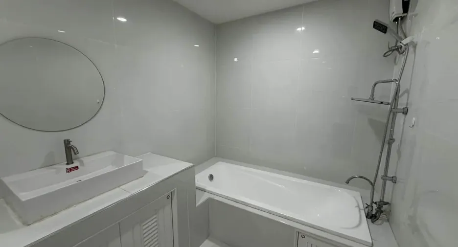 Condo en alquiler de 2 habitaciones en Mueang Chiang Mai, Chiang Mai