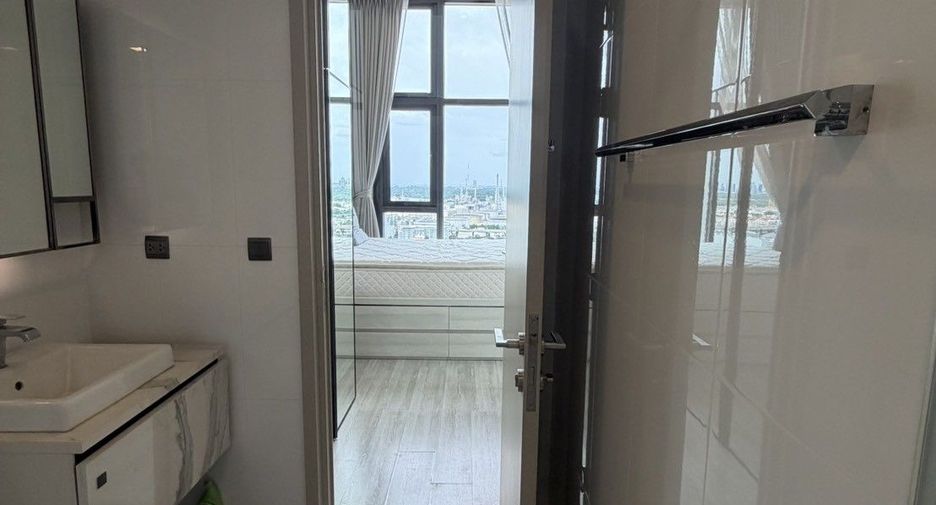 For rent 1 bed condo in Phra Khanong, Bangkok